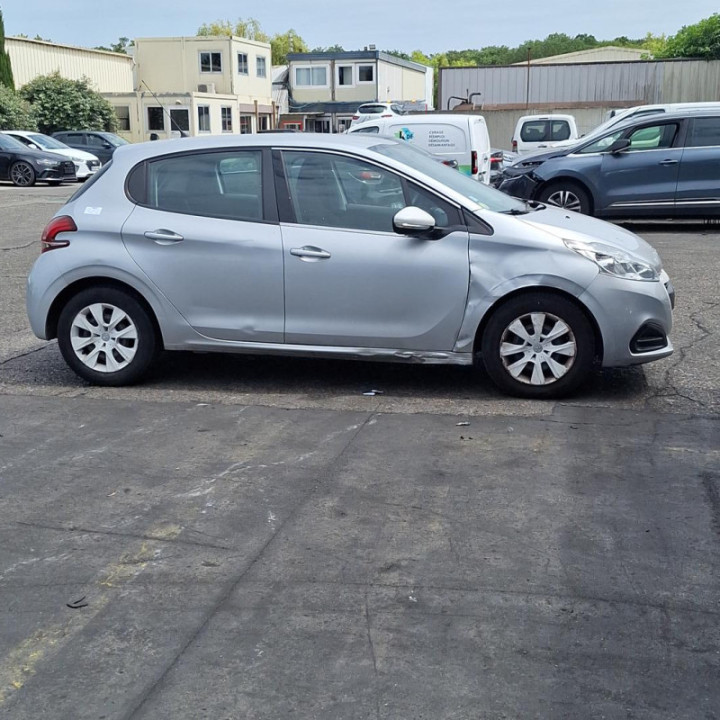 Ceinture avant gauche PEUGEOT 208 1 Photo n°8