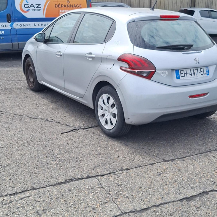 Ceinture avant gauche PEUGEOT 208 1 Photo n°12