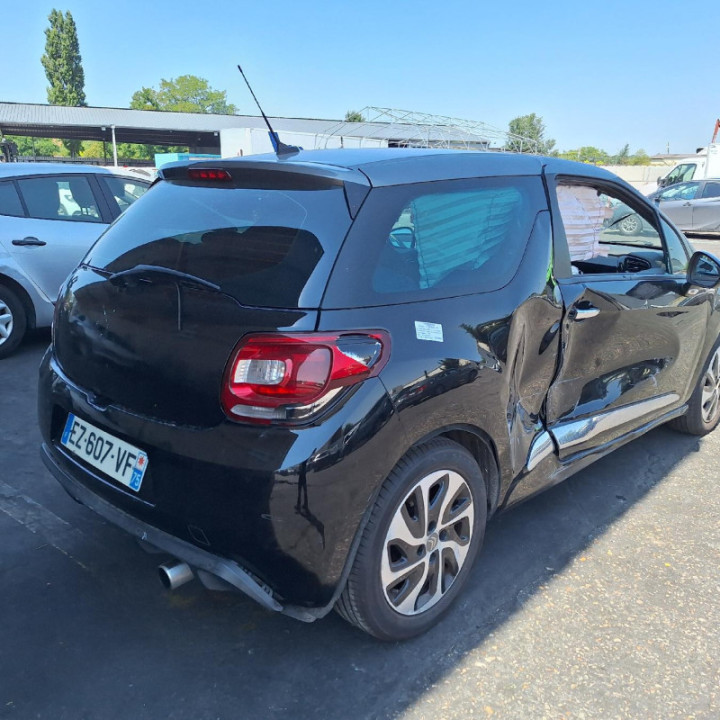 Moteur essuie glace avant CITROEN DS3 Photo n°12
