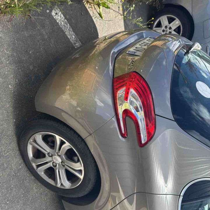 Pare choc avant PEUGEOT 208 1 Photo n°3