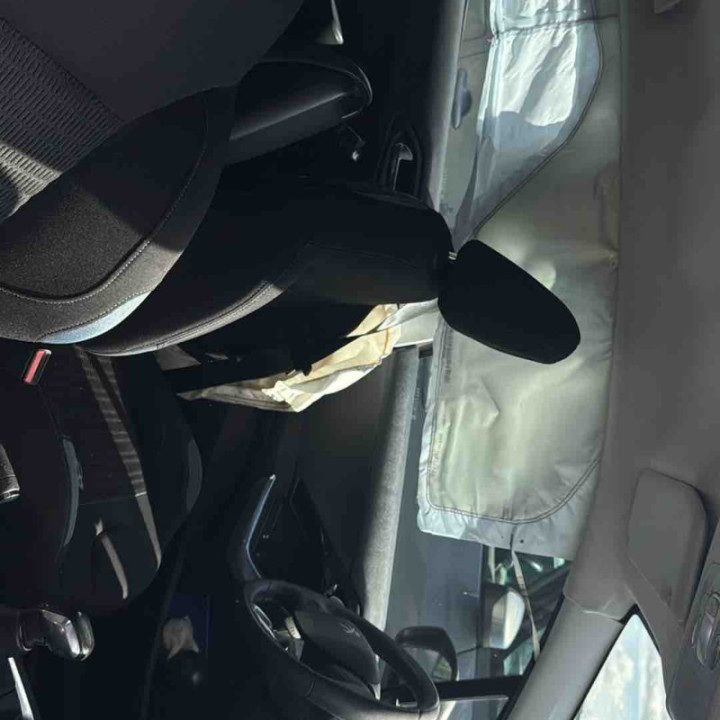 Pare choc avant PEUGEOT 208 1 Photo n°4