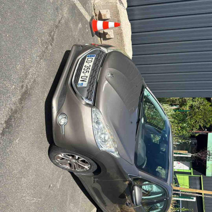 Pare choc avant PEUGEOT 208 1 Photo n°6