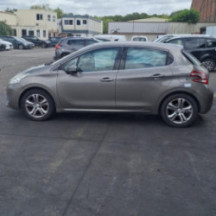 Pare choc avant PEUGEOT 208 1 Photo n°12