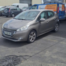 Pare choc avant PEUGEOT 208 1 Photo n°14