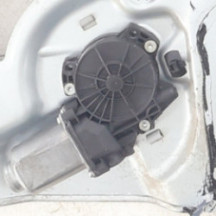 Leve vitre electrique arriere droit KIA SPORTAGE 3 Photo n°4