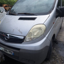 Calandre OPEL VIVARO 1 Photo n°13