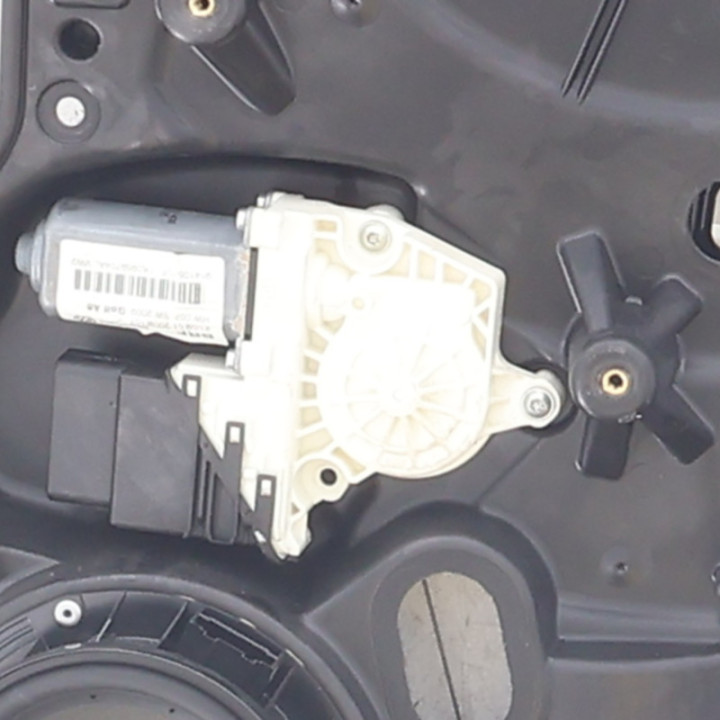 Leve vitre electrique arriere droit VOLKSWAGEN GOLF 6 Photo n°2