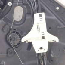 Leve vitre electrique arriere droit VOLKSWAGEN GOLF 6 Photo n°4