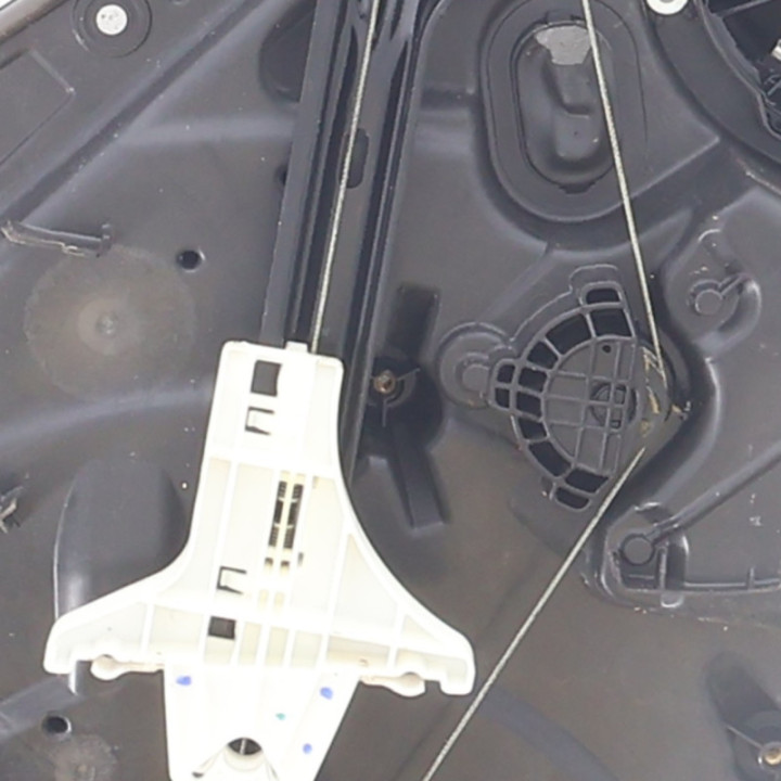 Leve vitre electrique arriere gauche VOLKSWAGEN GOLF 6 Photo n°2
