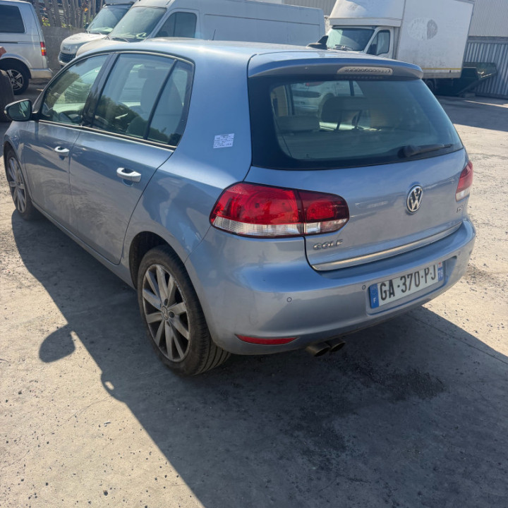 Plage arriere VOLKSWAGEN GOLF 6 Photo n°5