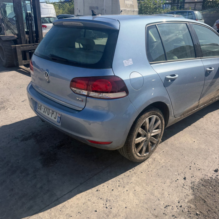 Plage arriere VOLKSWAGEN GOLF 6 Photo n°7