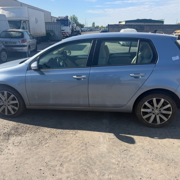 Plage arriere VOLKSWAGEN GOLF 6 Photo n°14